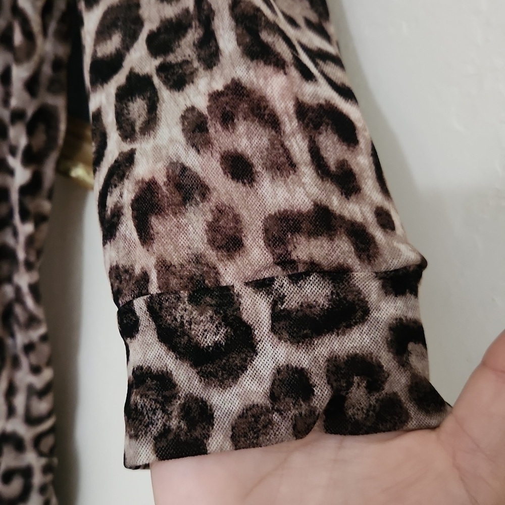 Chicos Leopard print sheer Top Tunic waterfall hem Career Contemporary - Picture 6 of 12